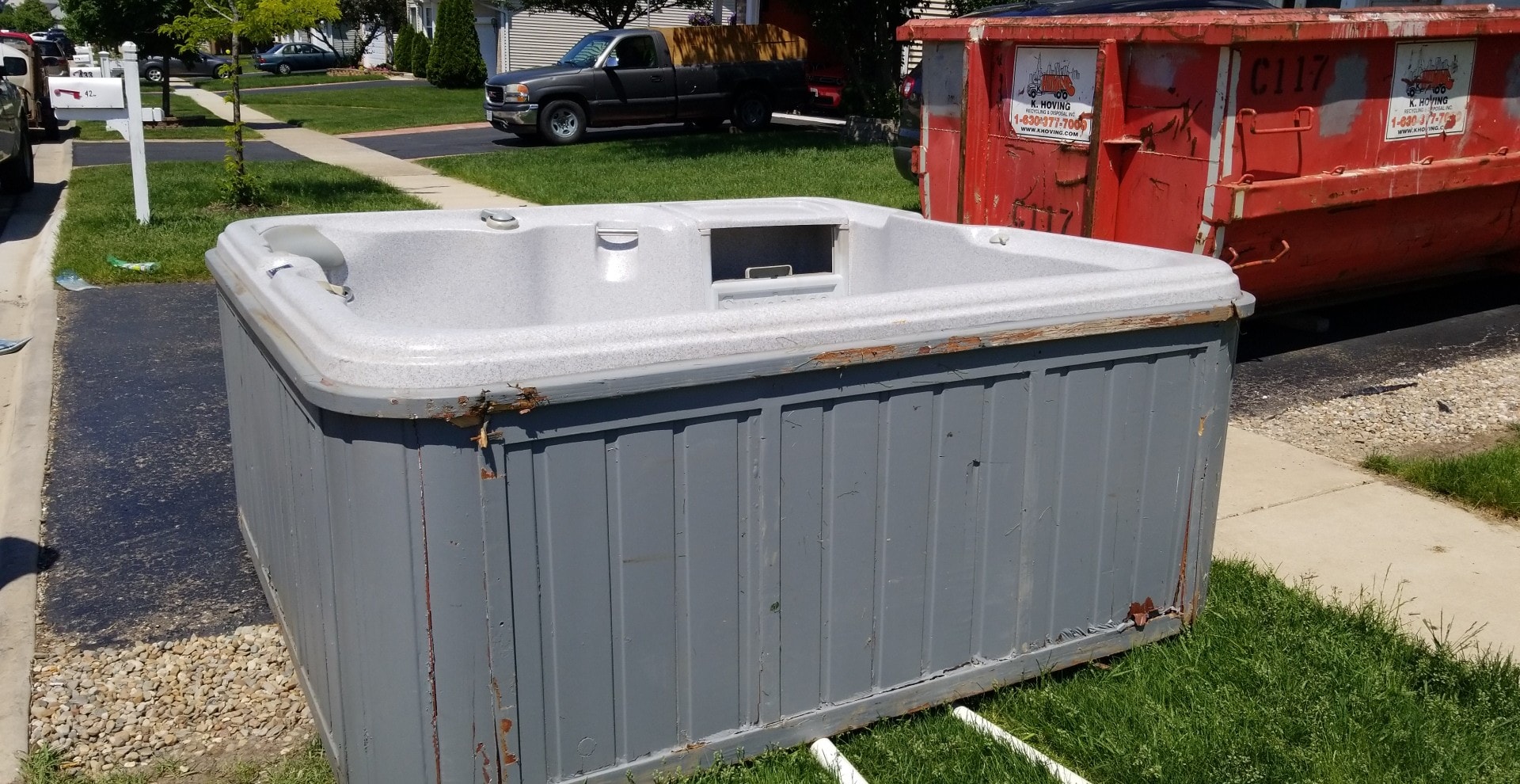 Arriving to pick up the free hot tub